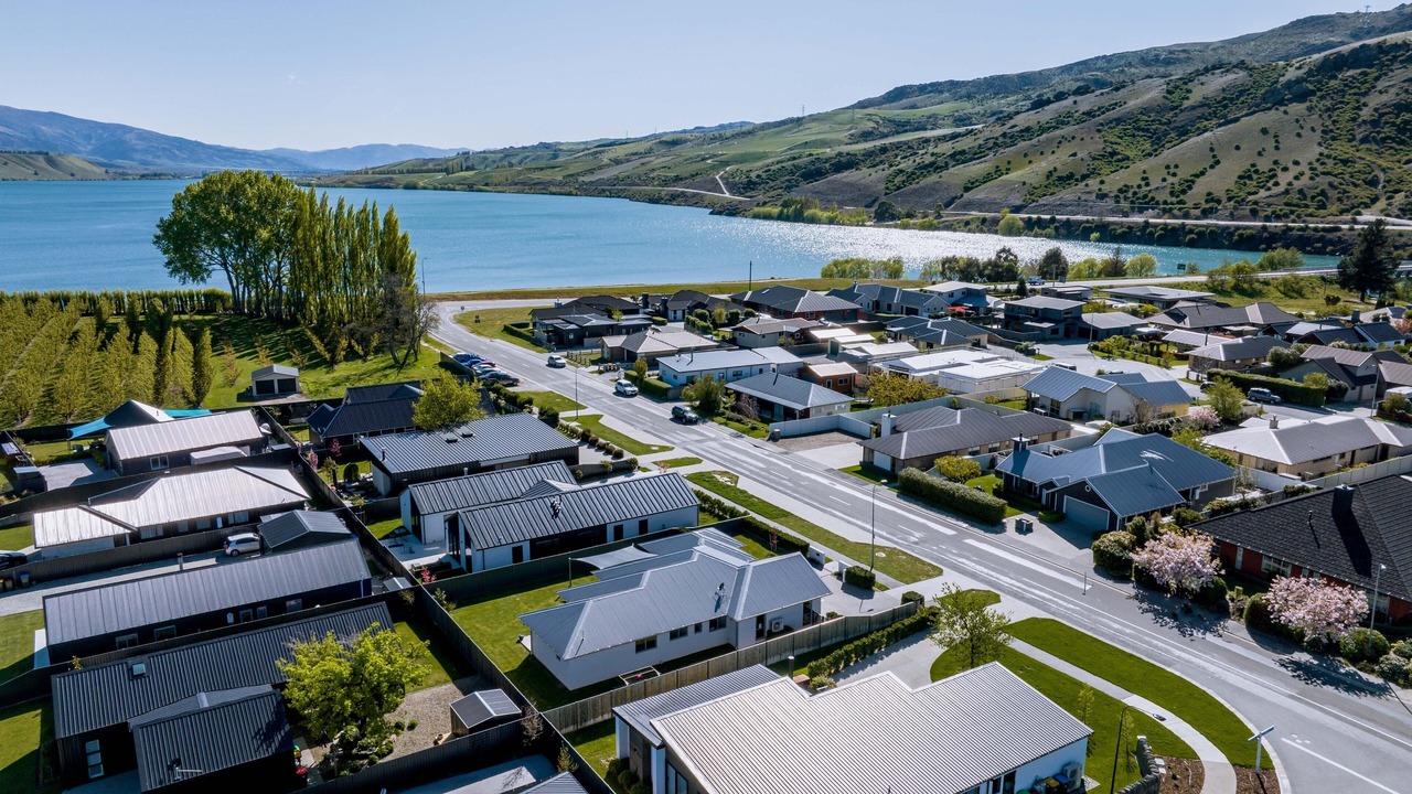Photo of Outdoor in Lowburn