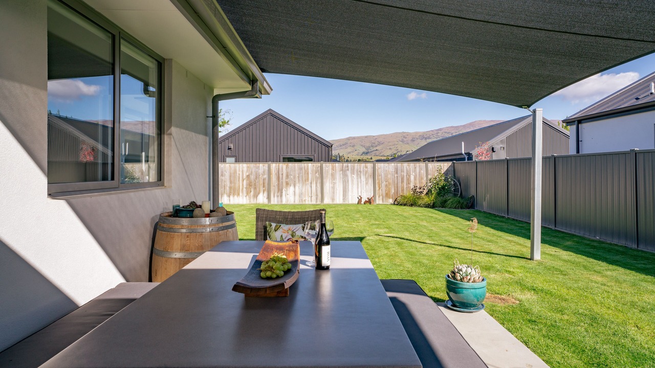 Photo of Outdoor in Lowburn