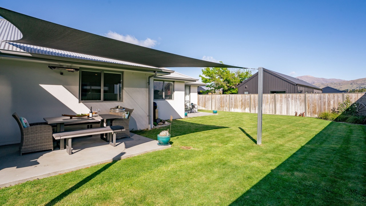 Photo of Outdoor in Lowburn