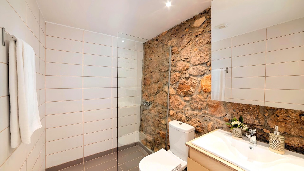 Photo of Bathroom in Vathi