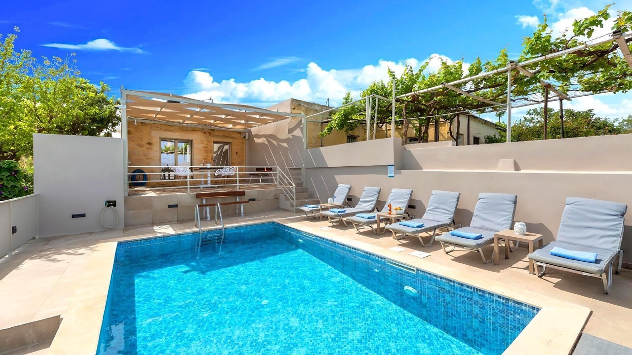 Photo of Outdoor in Dramia