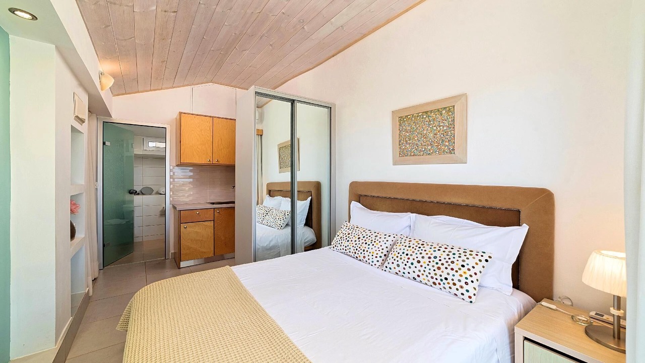 Photo of Bedroom in Vathi