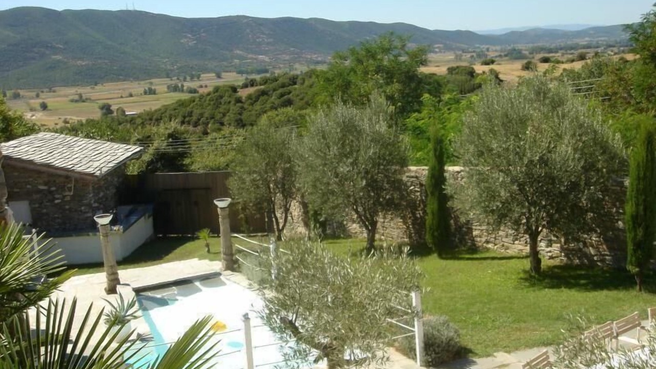 Photo of Outdoor in Pieres