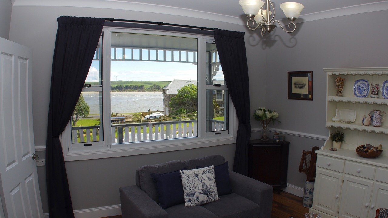 Photo of Livingroom in Stanley