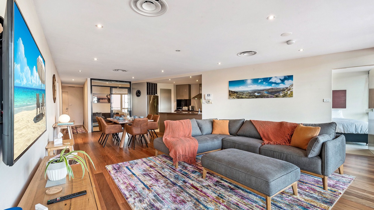 Photo of Livingroom in Sullivan's Cove