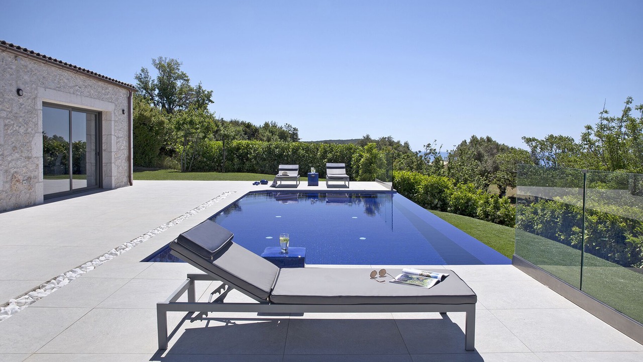 Photo of Outdoor in Plateies