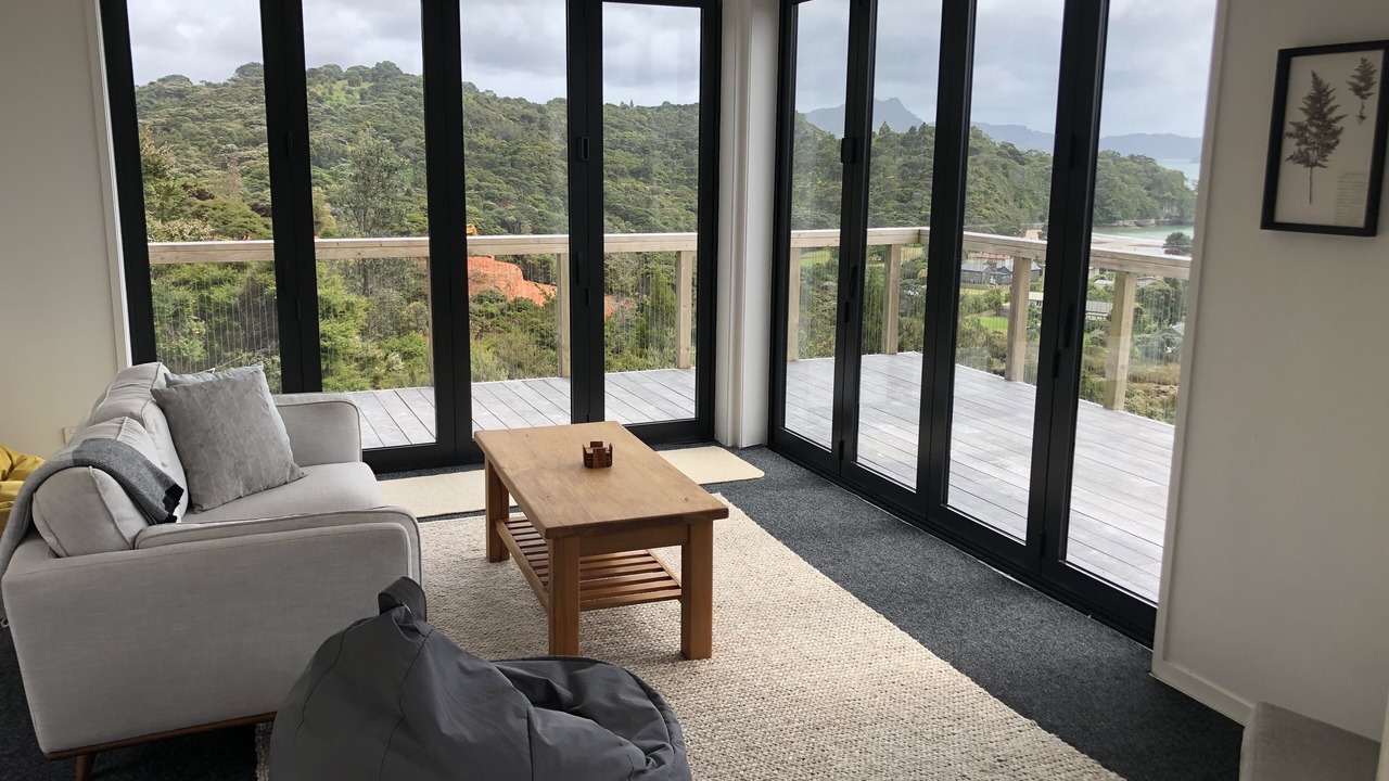 Photo of Livingroom in Cooks Beach