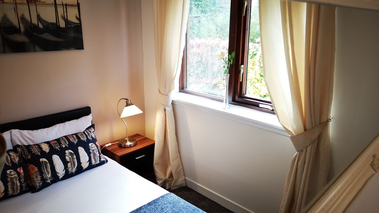Photo of Bedroom in Paisley