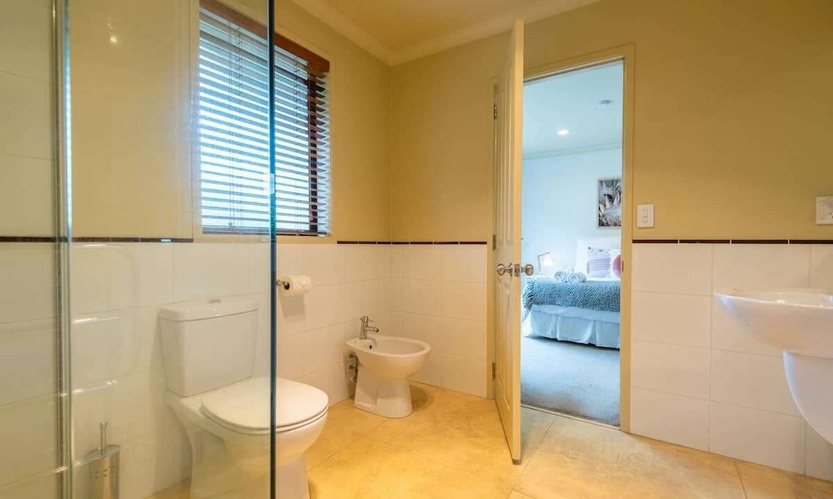 Photo of Bathroom in Lynmore