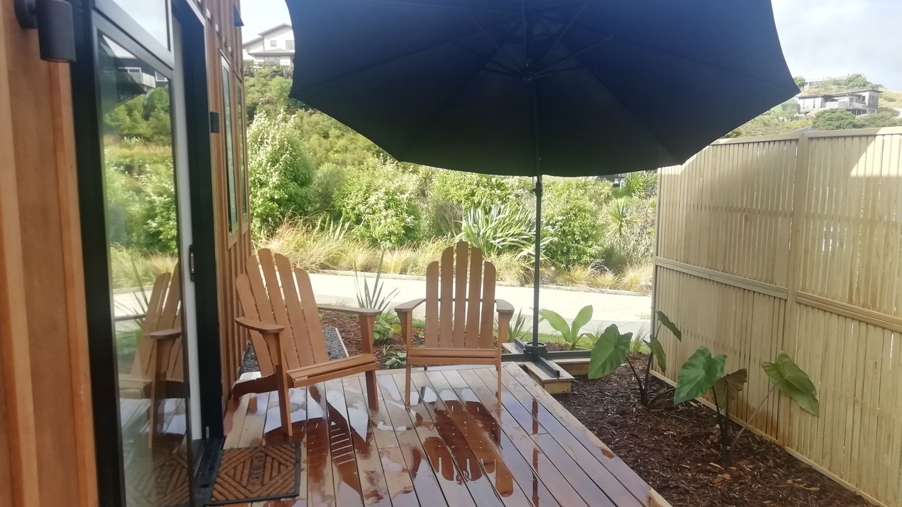 Photo of Others in Raglan