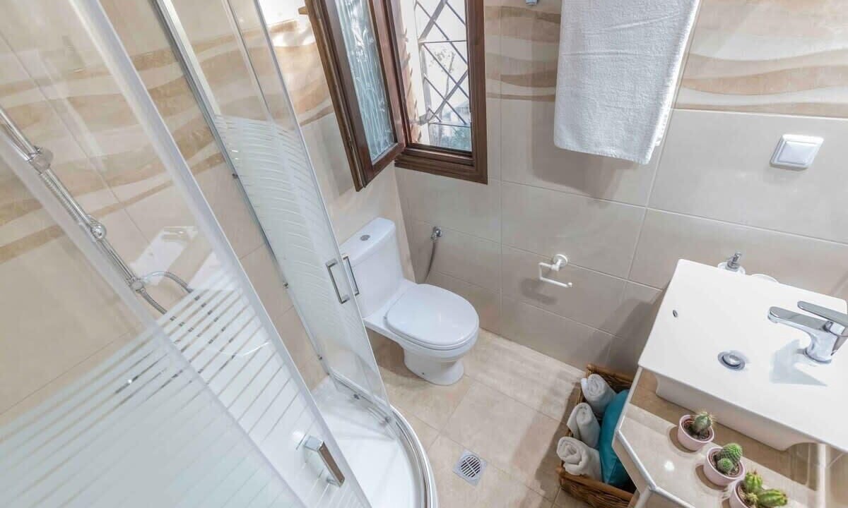 Photo of Bathroom in Sane