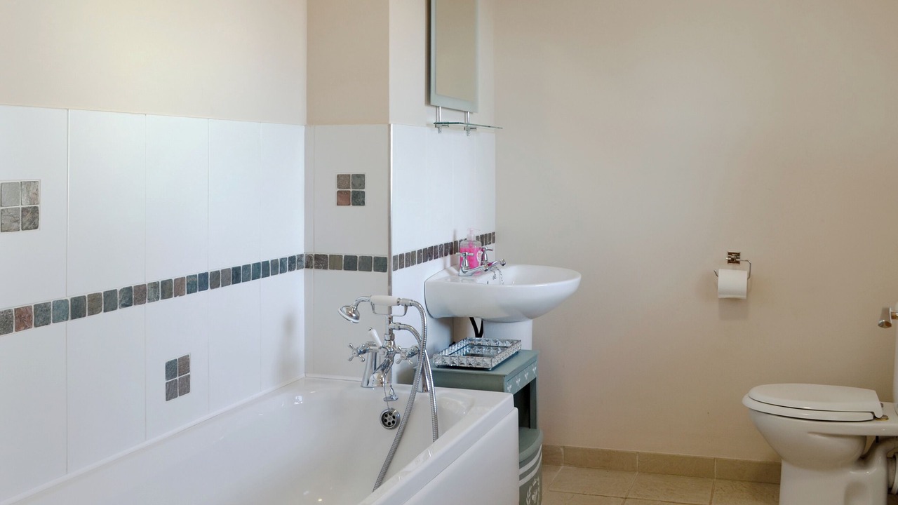 Photo of Bathroom in Lochmaben