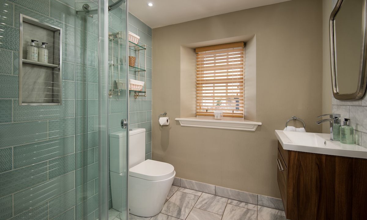 Photo of Bathroom in Cockburnspath
