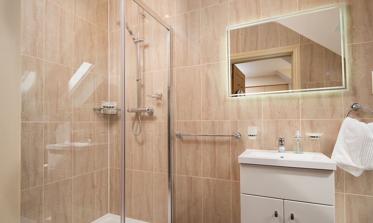 Photo of Bathroom in Melrose