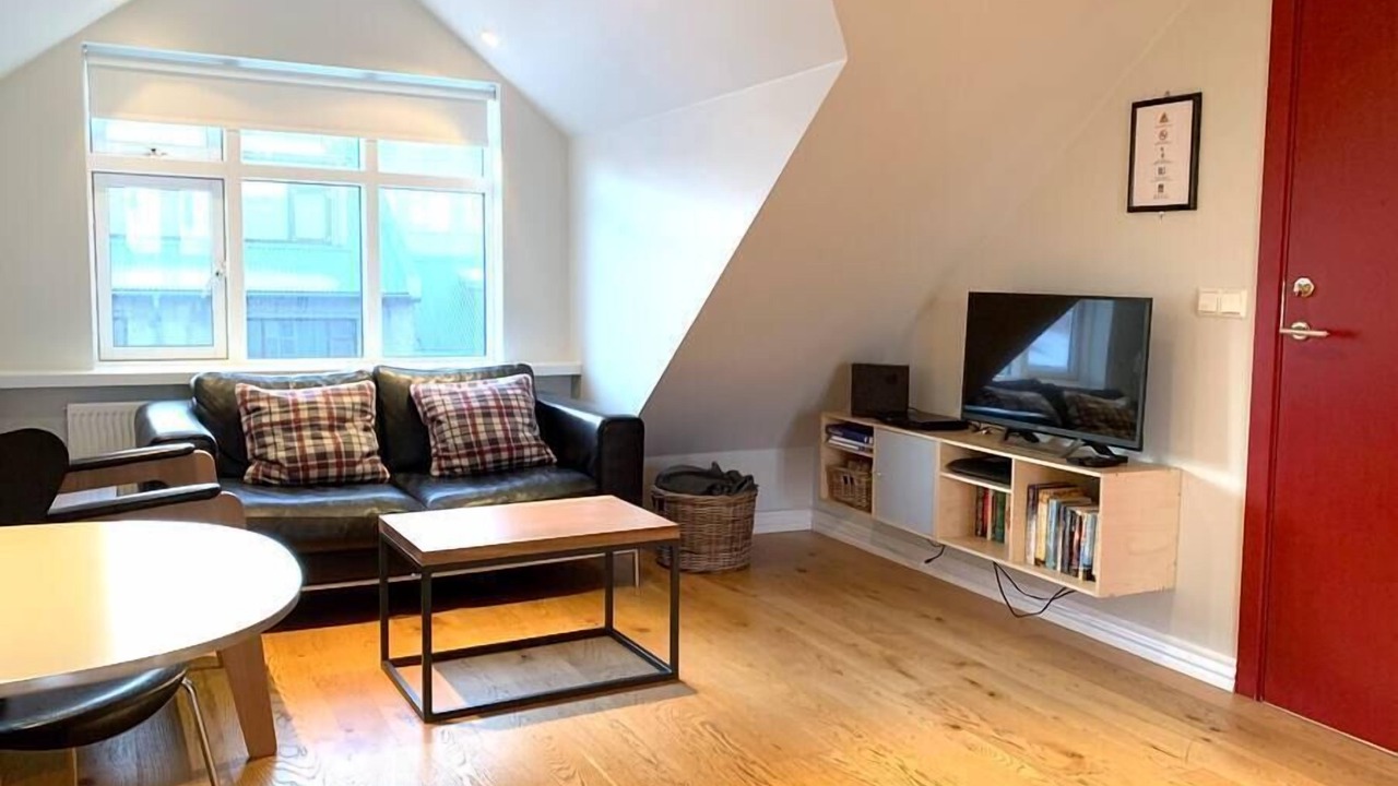 Photo of Livingroom in Downtown