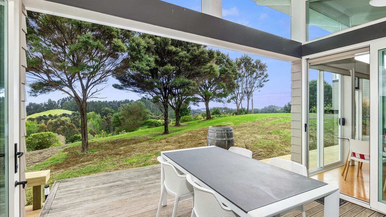 Photo of Outdoor in Russell