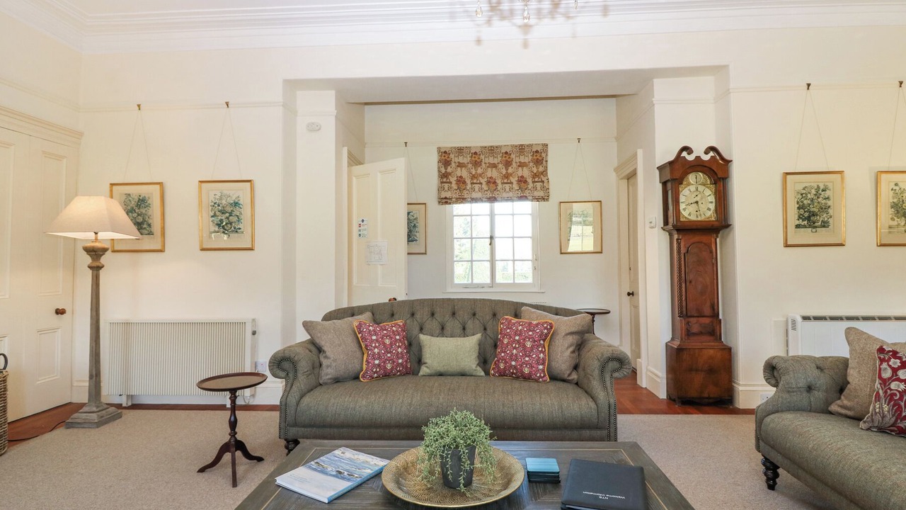 Photo of Livingroom in Ellon