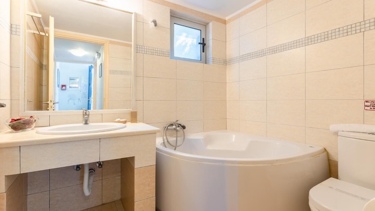 Photo of Bathroom in Kounopetra