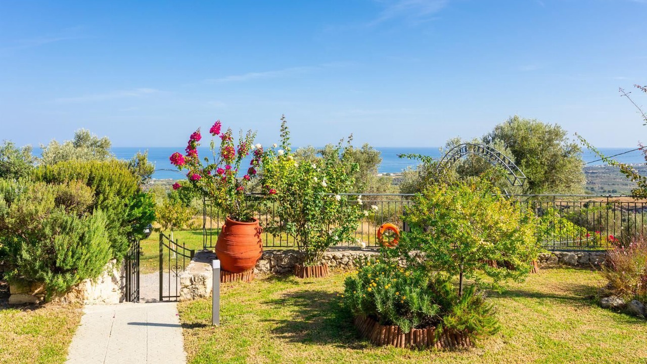 Photo of Outdoor in Maroulas