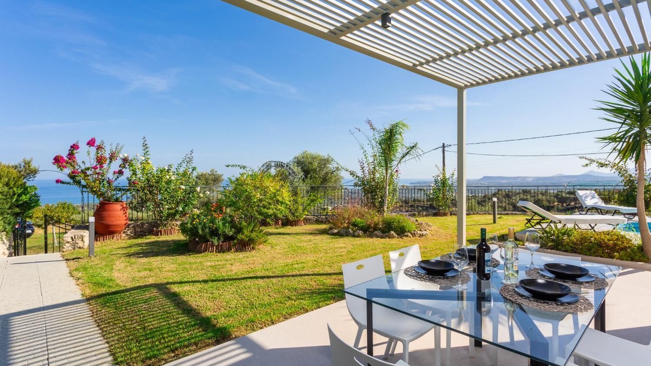 Photo of Others in Maroulas