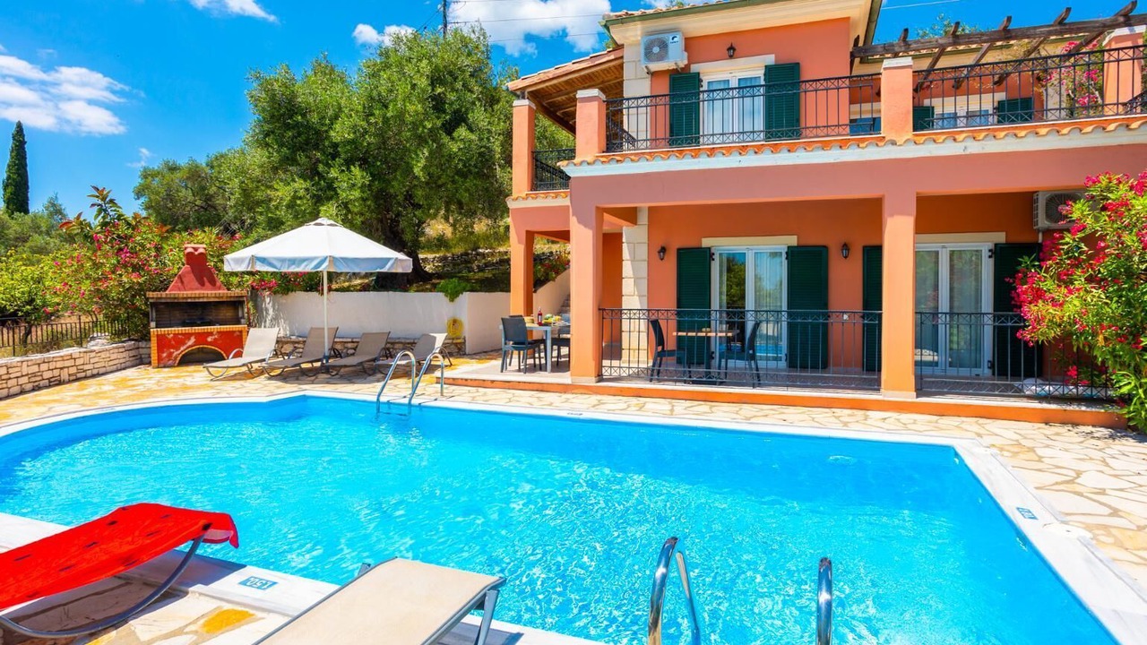 Photo of Outdoor in Petaleia