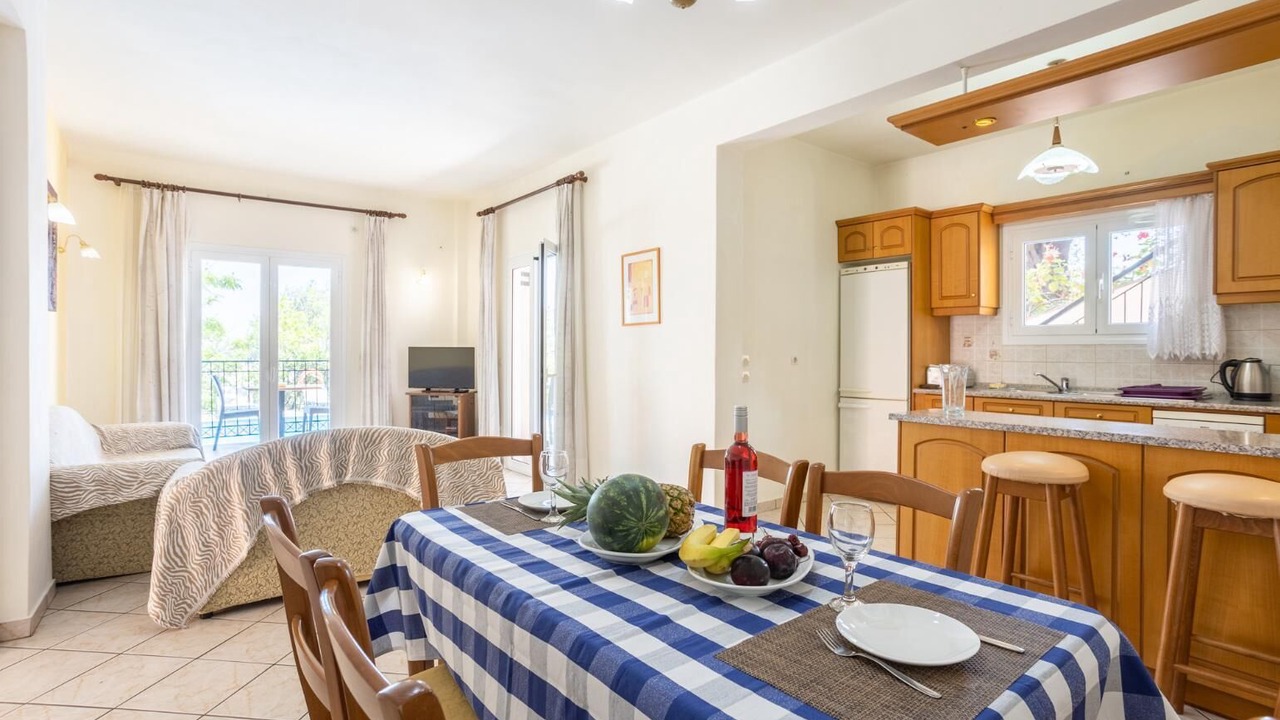 Photo of Bedroom in Petaleia