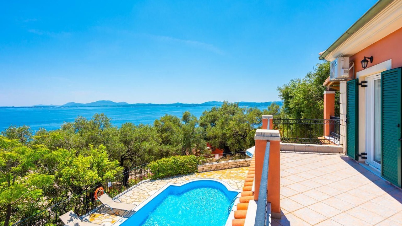 Photo of Others in Petaleia