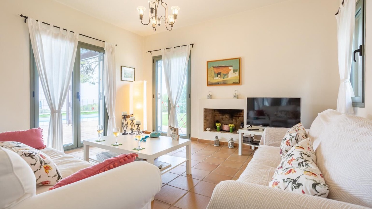 Photo of Livingroom in Mousata