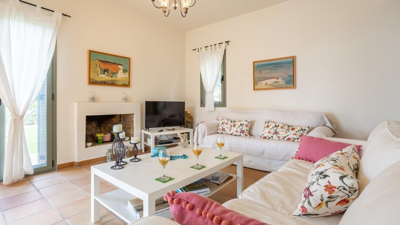 Photo of Livingroom in Mousata