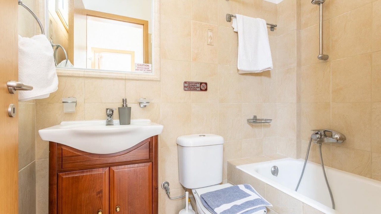 Photo of Bathroom in Kateleios