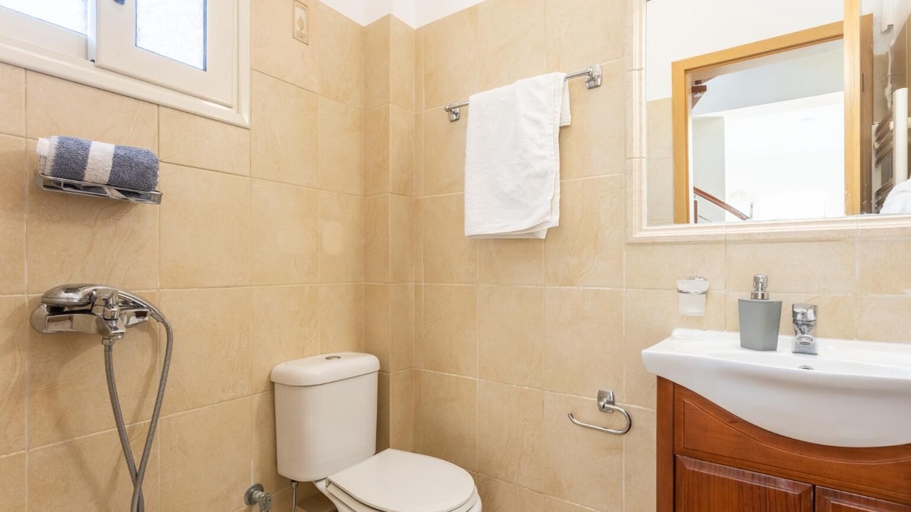 Photo of Bathroom in Kateleios