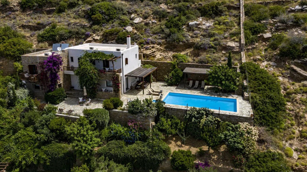 Photo of Outdoor in Gavrio