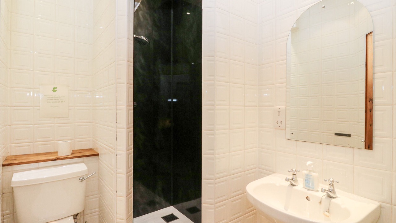 Photo of Bathroom in Dalmally