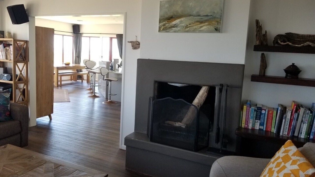 Photo of Livingroom in Ohope