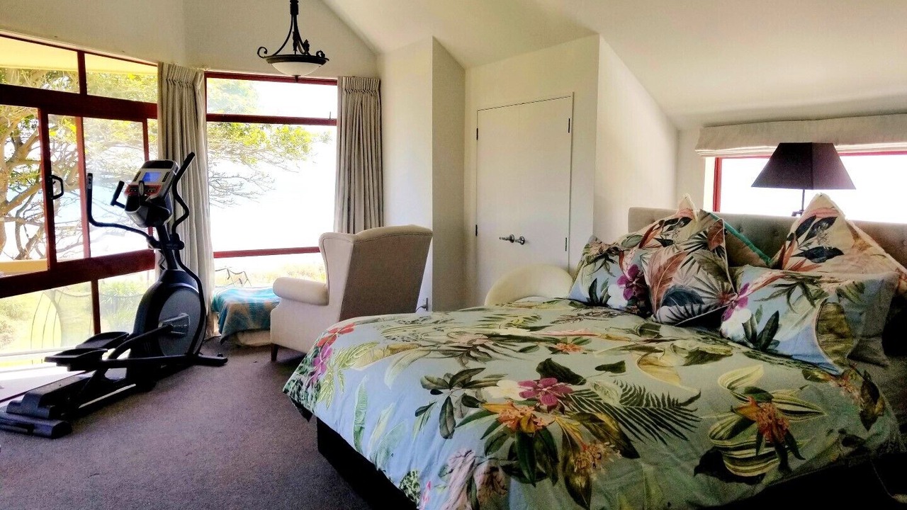 Photo of Bedroom in Ohope