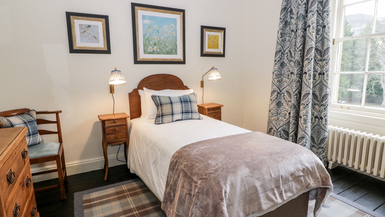 Photo of Bedroom in Gattonside