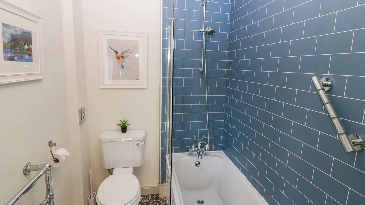 Photo of Bathroom in Gattonside