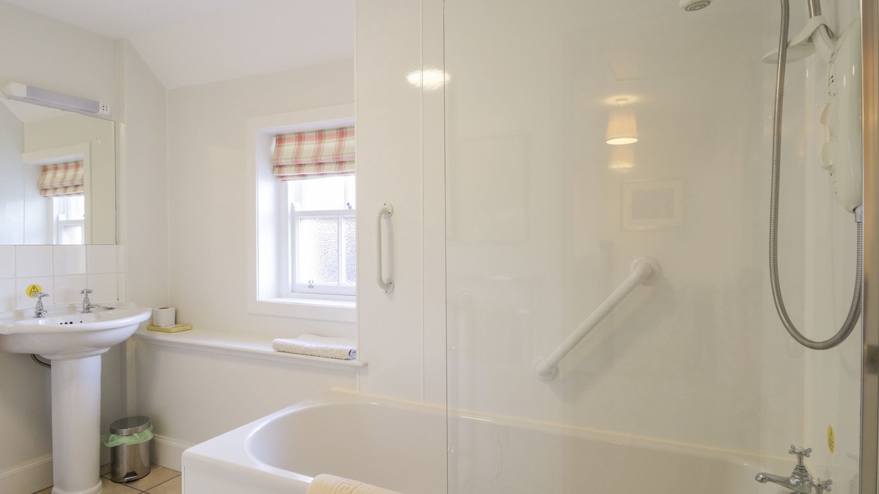 Photo of Bathroom in Cromarty