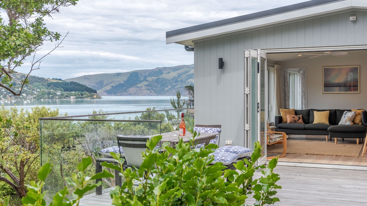 Photo of Patio Balcony in Akaroa