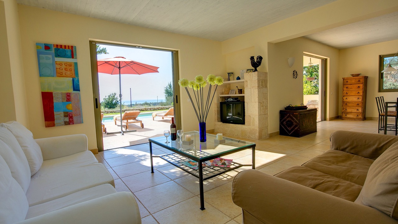 Photo of Livingroom in Karavados