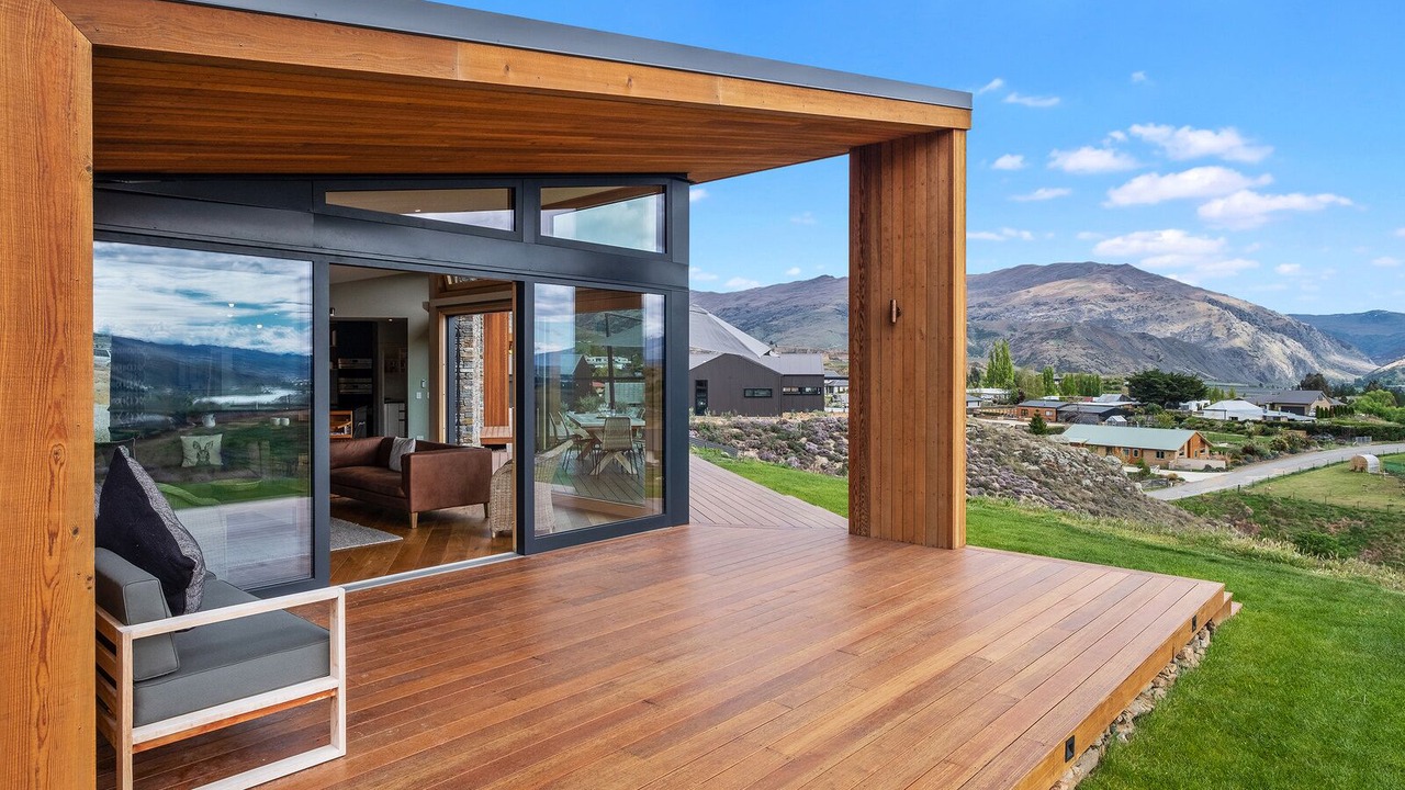 Photo of Patio Balcony in Lowburn