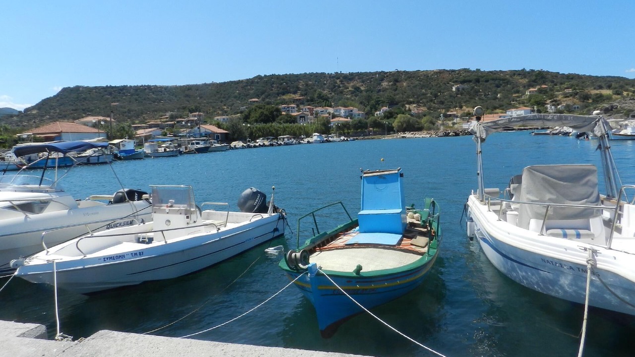 Photo of Others in Skala Neon Kidonion