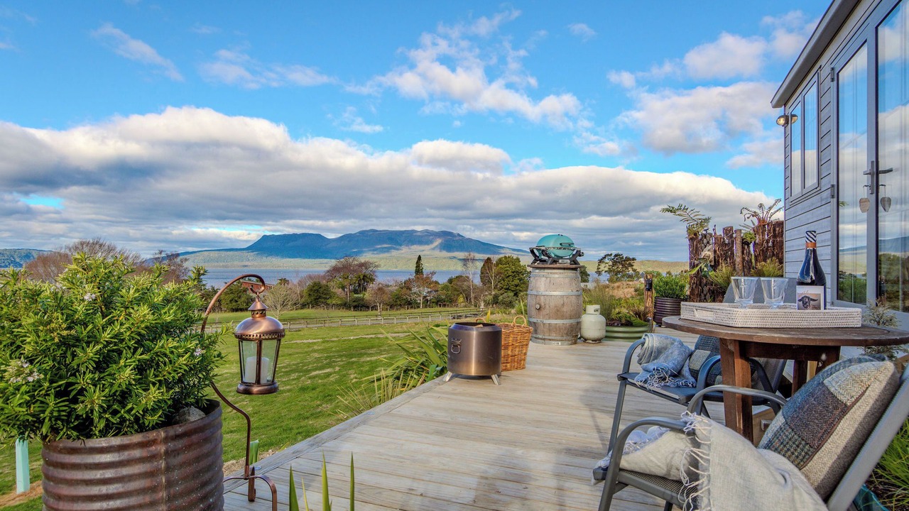 Photo of Others in Lake Tarawera