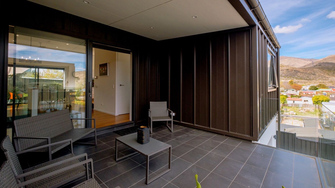 Photo of Patio Balcony in Lowburn