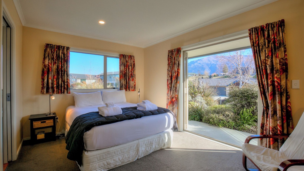 Photo of Bedroom in Lake Hawea