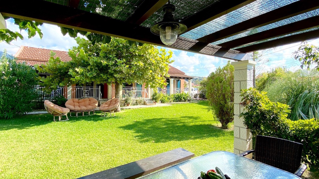 Photo of Patio Balcony in Acharavi