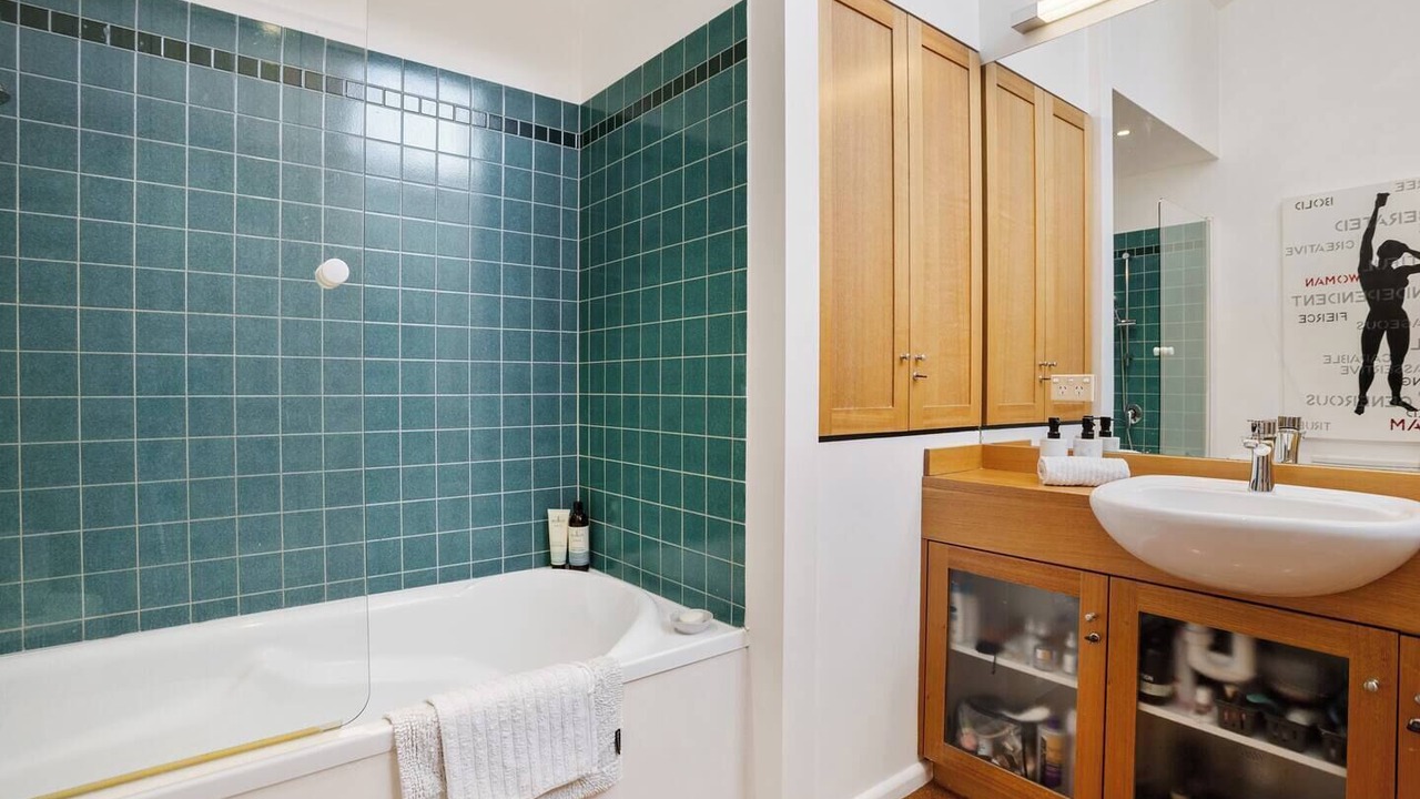Photo of Bathroom in Sullivan's Cove