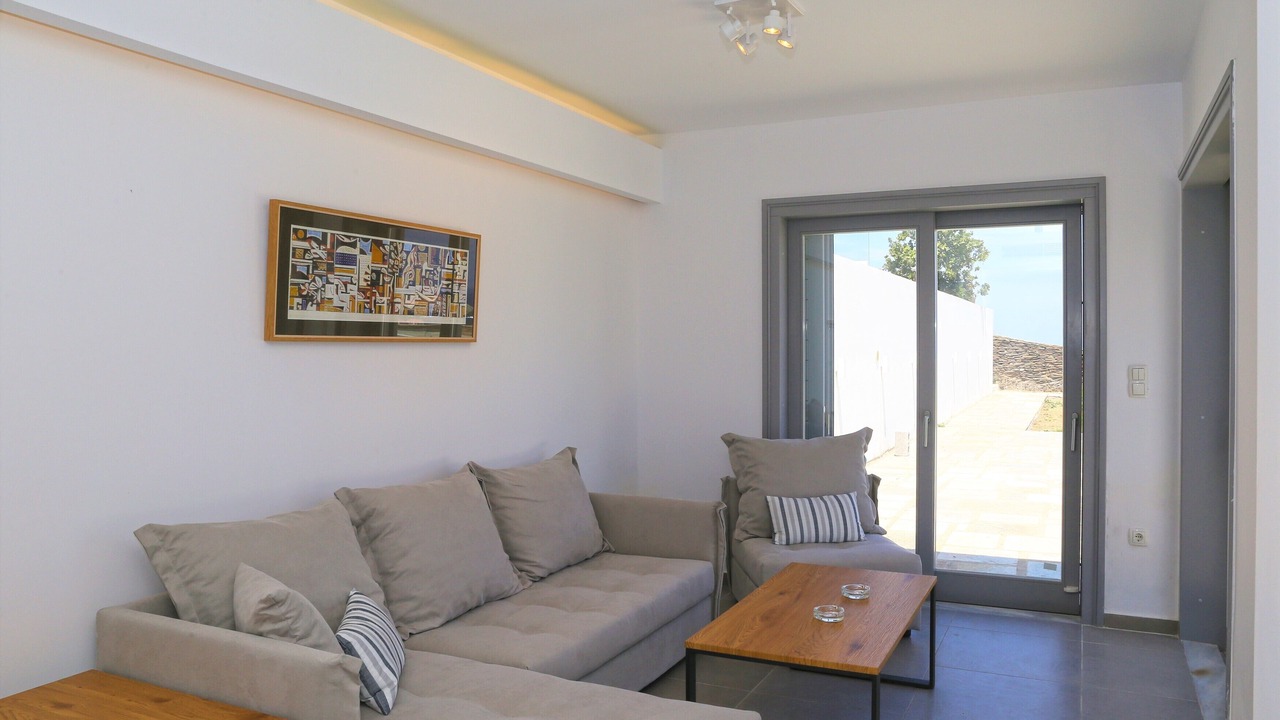Photo of Livingroom in Paleopolis