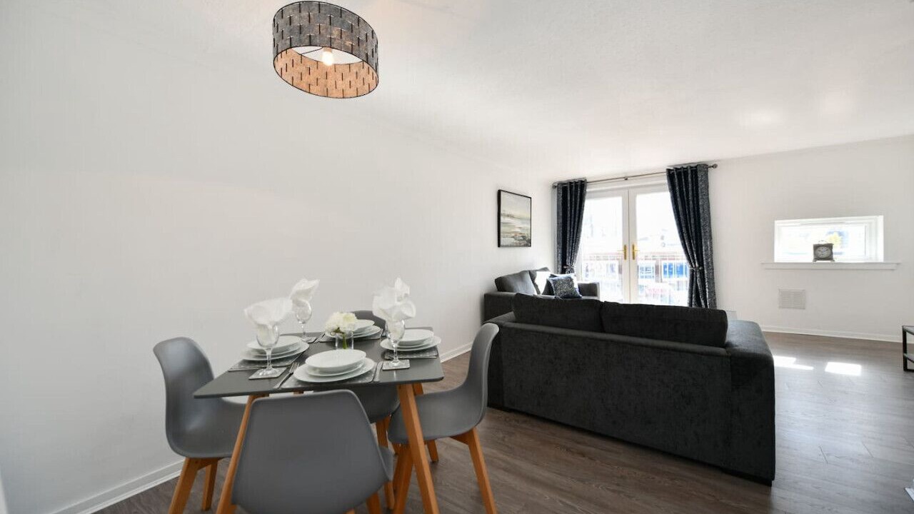 Photo of Livingroom in Ayr