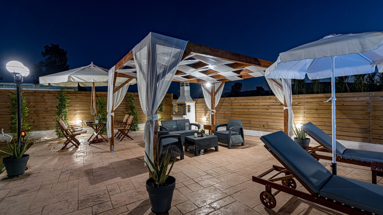 Photo of Patio Balcony in Agrilia